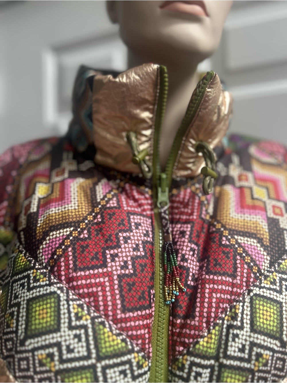 Farm Rio Tropical Rauti Metallic Reversible Quilted Floral Print Puffer Jacket - Picture 2 of 12